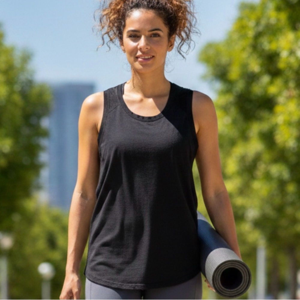 Tek Gear DryTek Active Tank Top | Charcoal Gray Mesh Back Performance Vest | M